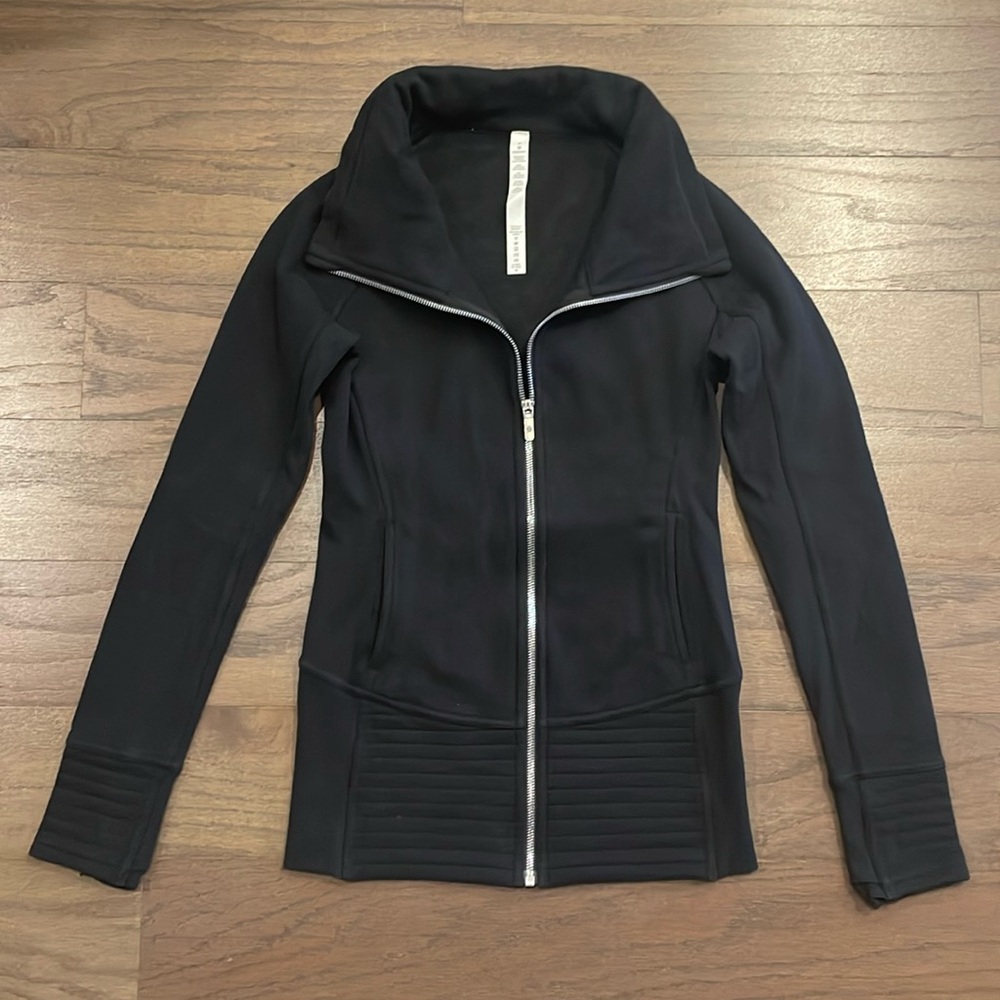 Lululemon Black Zip Up Sweatshirt - Size 4